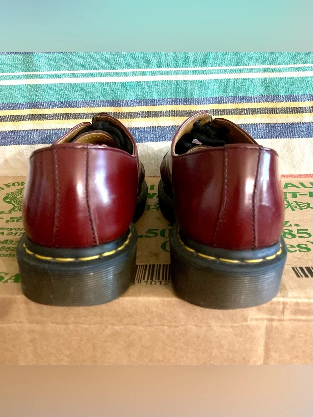 Doc Martens Men's Burgundy Leather Lace-Up Shoes